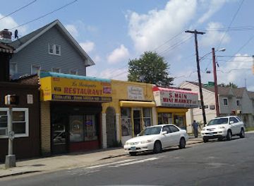 connecticut/waterbury/landmark/la-borinquena-restaurant
