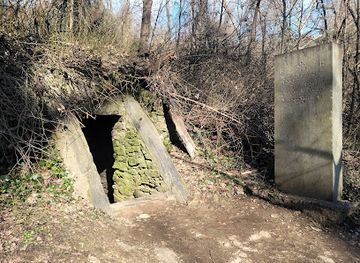 pennsylvania/southeastern-pennsylvania/landmark/kelpius-cave