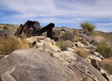 california/palm-desert/landmark/desert-queen-mine