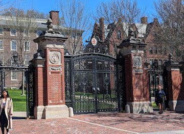 rhode-island/providence/landmark/van-wickle-gates