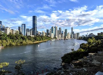 australia/brisbane/kangaroo-point/landmark/kangaroo-point-cliffs-lookout