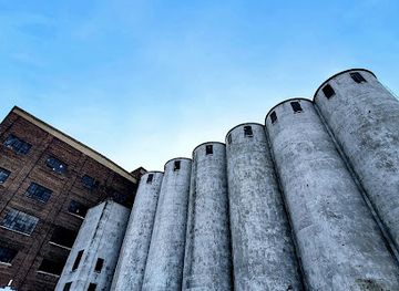 minnesota/minneapolis/northeast-minneapolis/landmark/northrup-king-building