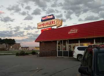 iowa/fort-dodge/landmark/tom-thumb-drive-in