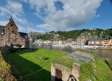 belgium/dinant/landmark/memorial-aux-victimes-du-23-aout-1914