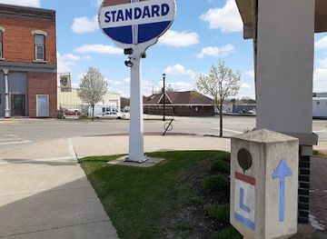 illinois/northwestern-illinois/landmark/historic-standard-oil-first-gasoline-station-along-the-lincoln-hwy-in-illinois