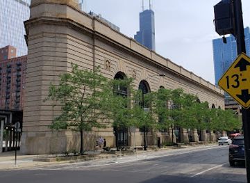 illinois/chicago/west-loop/landmark/chicago-northwestern-powerhouse