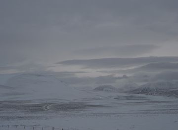 iceland/northwestern-region/landmark/vatnshlioarvatn