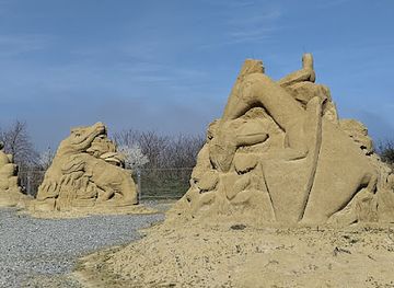 bulgaria/burgas/landmark/dino-park