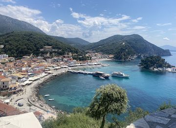 greece/corfu/dassia/landmark/helga-holidays-tourist-services-and-car-hire