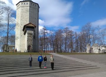 estonia/paide/landmark/paide-ordulinnuse-varemed-ja-vallitorn