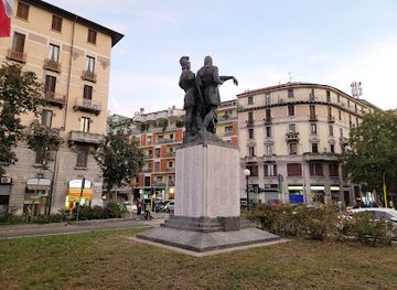 italy/milan/porta-romana/landmark/monumento-ai-caduti-di-porta-romana