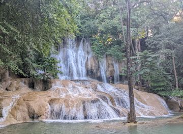 thailand/western-thailand/landmark/sai-yok-noi-waterfall-khao-pang-waterfall