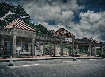 japan/okinawa/landmark/former-japanese-navy-underground-headquarters