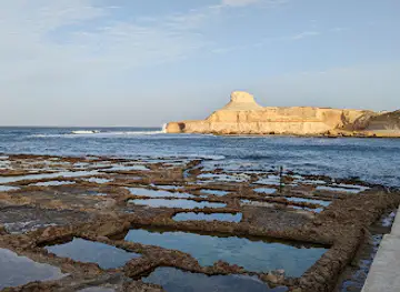 Xwejni Rock