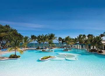 Coconut Bay Beach Resort & Spa