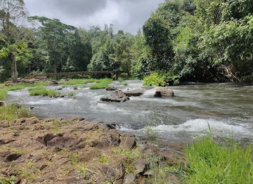 laos/golden-triangle/landmark/tad-gneuang-waterfall