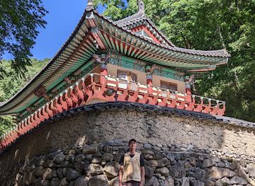 south-korea/gyeongju/landmark/golgulsa-temple