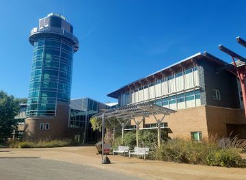 pennsylvania/erie/landmark/tom-ridge-environmental-center-at-presque-isle-state-park
