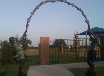 oklahoma/lawton/landmark/elmer-thomas-splash-park