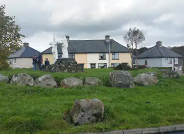 Abbeyquarter Passage Tomb "the fort"