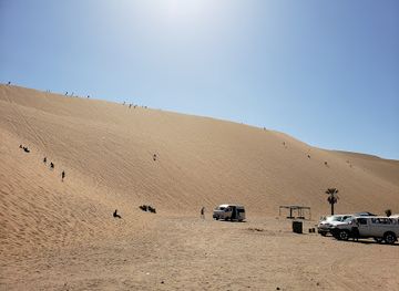 namibia/walvis-bay/landmark/walvis-bay-tours