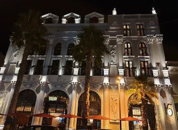 albania/central-albania/landmark/town-square-of-durres-sheshi-liria