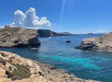 malta/blue-lagoon/landmark/gebel-comino