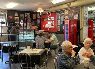 mississippi/mccomb/landmark/the-broadway-deli