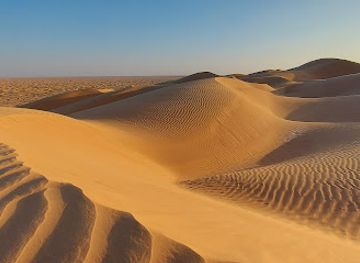 oman/rub-al-khali-desert/landmark/rub-al-khali-sand-dunes