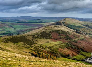 united-kingdom/peak-district/landmark/national-trust-dark-peak