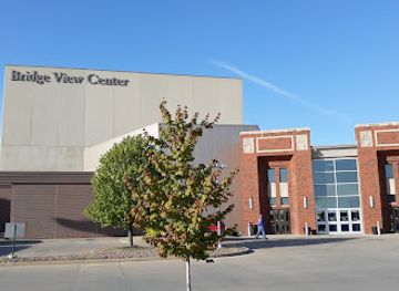 iowa/ottumwa/landmark/bridge-view-center