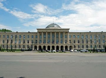 georgia/shida-kartli/landmark/stalin-square
