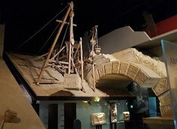 france/nimes/landmark/400-rte-du-pont-du-gard