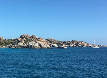 british-virgin-islands/the-baths-national-park/landmark/little-trunk-bay