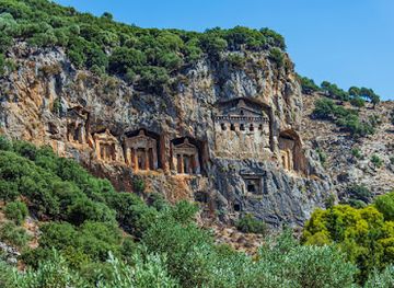 turkiye/lycian-way/landmark/lycia-rock-tombs