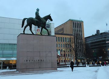 finland/helsinki/landmark/equestrian-statue-of-marshal-mannerheim