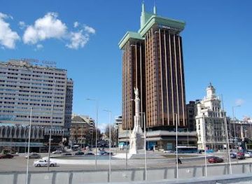 spain/madrid/landmark/pl-de-colon