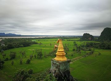 myanmar-burma/dry-zone/landmark/kaw-gon-cave