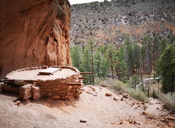new-mexico/rio-grande-valley/landmark/alcove-house