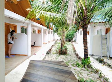 maldives/thoddoo-island/landmark/thoddoo-sun-sky-inn