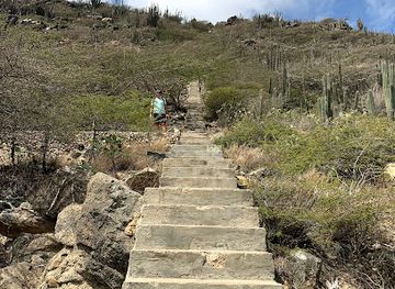 aruba/arikok-national-park/landmark/hooiberg-hiking-trail