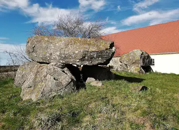 Breddysse Stones