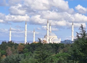 turkiye/istanbul/landmark/camlica-hill
