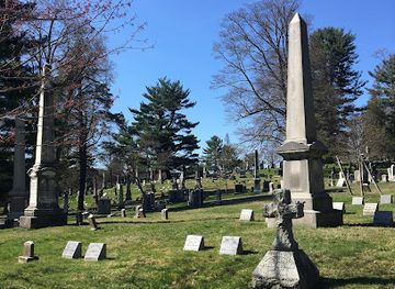 new-york/poughkeepsie/landmark/poughkeepsie-rural-cemetery