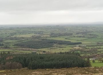 ireland/wicklow-mountains/landmark/hollywood-glen