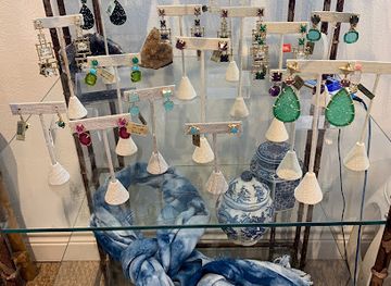 texas/port-aransas/landmark/indigo-eclectic