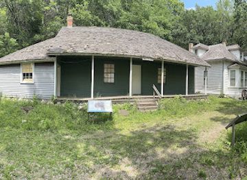 minnesota/big-woods/landmark/harkin-store