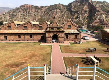india/punjab/landmark/khewra-salt-mines