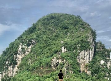 indonesia/west-java/landmark/tebing-citatah-48