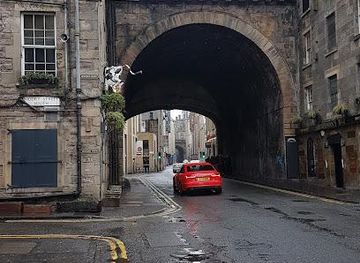 united-kingdom/edinburgh/landmark/pont-george